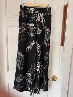 a new day Black wide leg pants elastic back, pockets, rayon Cream Print